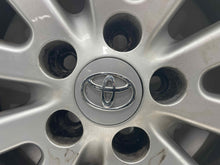 Load image into Gallery viewer, WHEEL RIM Venza 09-13 19x7-1/2 ALLOY 19x7-1/2, 5 lug, 4-1/2" - NW476846