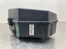 Load image into Gallery viewer, Fuse Box Pontiac G8 2009 - NW459730