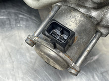 Load image into Gallery viewer, 2010-2015 Jaguar XF XFR XK XKR STEERING GEAR RACK AND PINION - NW476768