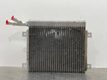 Load image into Gallery viewer, RADIATOR Vanden Pl XF XFR XJ XJL XJR 10 11 12 13 14 15 Right - NW476697
