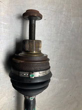 Load image into Gallery viewer, FRONT CV AXLE SHAFT Audi A4 A5 08 09 10 11 12 - NW476883