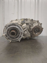 Load image into Gallery viewer, TRANSFER CASE Jeep Wrangler 12 13 14 15 16 17 18 - NW564755