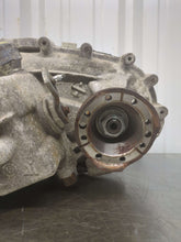 Load image into Gallery viewer, TRANSFER CASE Jeep Wrangler 12 13 14 15 16 17 18 - NW564755
