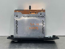 Load image into Gallery viewer, RADIO BMW Z4 X3 2005 05 2006 06 2007 07 2008 08 AM FM CD - NW437210