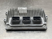 Load image into Gallery viewer, ECU ECM COMPUTER Honda CR-V 2016 16 - NW564783