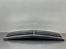 Load image into Gallery viewer, GRILL Mercedes 260e 300d 300e 86 87 88 89 90 91 92 93 - NW385237