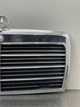 Load image into Gallery viewer, GRILL Mercedes 260e 300d 300e 86 87 88 89 90 91 92 93 - NW385237