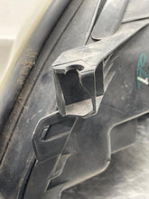 Load image into Gallery viewer, HEADLIGHT LAMP ASSEMBLY Lexus SC430 02 03 04 05 Right - NW565075