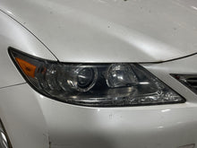Load image into Gallery viewer, HEADLIGHT LAMP ASSEMBLY Lexus ES300H ES350 13 14 15 Right - NW565391