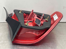 Load image into Gallery viewer, OUTER TAIL LIGHT LAMP 323i 325ci 325i 328i 330ci 330i 06-08 Right - NW492654