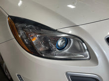 Load image into Gallery viewer, Headlight Lamp Assembly Buick Regal 2013 - NW565746