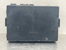 Load image into Gallery viewer, FUSE BOX Altima 2002 02 2003 03 2004 04 2005 05 2006 06 - NW566043