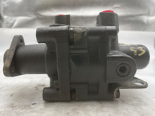 Load image into Gallery viewer, Power Steering Pump BMW 525I 1993 - NW163119