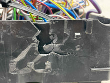 Load image into Gallery viewer, Fuse Box Ford Escape 2015 - NW376392