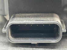 Load image into Gallery viewer, THROTTLE BODY G35 G37 Q60 350Z 370Z 2007 07 2008 08 09 - 14 Left - NW511660