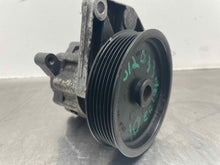 Load image into Gallery viewer, POWER STEERING PUMP C250 C300 C350 C63 E350 E550 E63 10-13 - NW513106