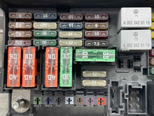 Load image into Gallery viewer, FUSE BOX ML320 ML350 ML450 ML550 ML63 R320 R350 R500 R63 07-11 - NW517778