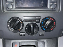 Load image into Gallery viewer, TEMPERATURE CONTROLS Nissan NV200 13 14 15 16 17 - NW568039