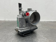 Load image into Gallery viewer, THROTTLE BODY Sentra Versa 2007 07 2008 08 2009 09 - NW567869
