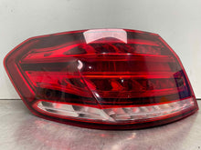 Load image into Gallery viewer, OUTER TAIL LIGHT LAMP E250 Van E250D E300 E350 E400 E550 E63 14-16 Left - NW525157