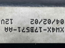 Load image into Gallery viewer, WIPER MOTOR JAGUAR S TYPE 2000 01 2002 02 2003 03 04 05 - NW526454