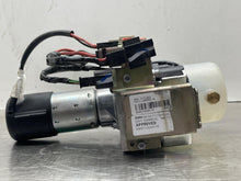 Load image into Gallery viewer, Convertible Top Motor BMW 128I 2013 - NW568773