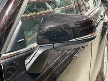 Load image into Gallery viewer, Side View Door Mirror HIGHLANDER 2022 - NW568890