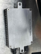 Load image into Gallery viewer, HEADLIGHT LAMP ASSEMBLY ML320 ML350 ML500 ML550 ML63 06-08 Right - NW531989