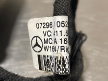 Load image into Gallery viewer, SIDE VIEW MIRROR Mercedes ML320 ML350 ML550 2006 06 2007 07 2008 08 Right - NW531854