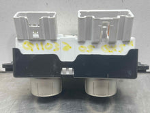 Load image into Gallery viewer, Temp Climate AC Heater Control Armada QX56 2004 04 2005 05 06 07 Rear - NW271657