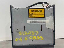 Load image into Gallery viewer, RADIO E320 E500 E55 CD Changer 2003 03 2004 04 2005 05 - NW534708