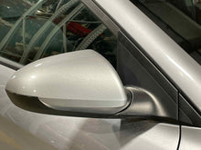 Load image into Gallery viewer, SIDE VIEW DOOR MIRROR Hyundai Elantra 2017 17 2018 18 Right - NW569111