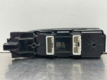 Load image into Gallery viewer, Window Switch XV CROSSTREK 2019 - NW427183