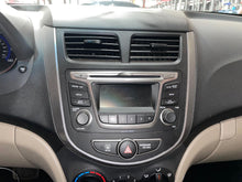 Load image into Gallery viewer, Radio Hyundai Accent 2017 - NW569753
