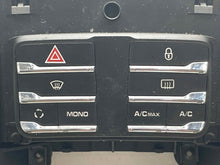 Load image into Gallery viewer, Temperature Controls PORSCHE CAYENNE 2013 - NW540763