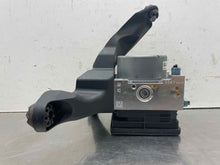 Load image into Gallery viewer, ABS Pump COUNTRYMAN 2018 - NW569652