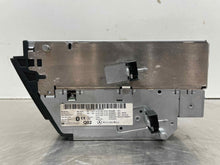 Load image into Gallery viewer, Radio Mercedes-Benz SL500 2010 - NW548171