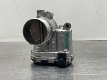 Load image into Gallery viewer, Throttle Body BRONCO SPORT 2022 - NW570099