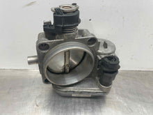 Load image into Gallery viewer, THROTTLE BODY MERCEDES C43 CL500 E430 1998 98 99 00 - NW554006