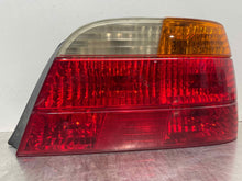 Load image into Gallery viewer, TAIL LIGHT LAMP ASSEMBLY BMW 740i 740il 750il 99 00 01 Right - NW555838