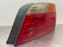 Load image into Gallery viewer, TAIL LIGHT LAMP ASSEMBLY BMW 740i 740il 750il 99 00 01 Right - NW555838
