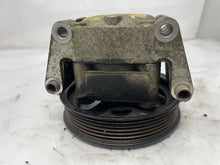 Load image into Gallery viewer, Power Steering Pump THUNDERBIRD 2005 - NW162935