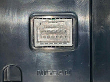 Load image into Gallery viewer, FRONT TEMPERATURE CONTROLS Nissan Versa 19 20 21 22 - NW570493