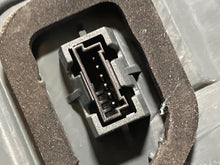 Load image into Gallery viewer, OUTER TAIL LIGHT LAMP 528i 535i 550i Active 5 M5 14 15 16 Right - NW555836