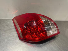 Load image into Gallery viewer, TAIL LIGHT LAMP ASSEMBLY Rav4 2006 06 2007 07 2008 08 Right - NW182329