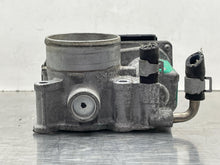 Load image into Gallery viewer, Throttle Body KICKS 2019 - NW570534