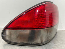 Load image into Gallery viewer, OUTER TAIL LIGHT LAMP Saab 9-3 99 00 01 02 03 Left - NW555858