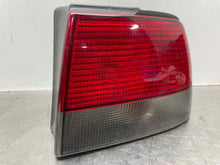 Load image into Gallery viewer, OUTER TAIL LIGHT LAMP Saab 9-3 99 00 01 02 03 Right - NW554044