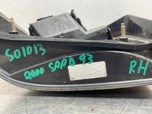 Load image into Gallery viewer, OUTER TAIL LIGHT LAMP Saab 9-3 99 00 01 02 03 Right - NW554044