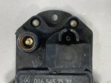 Load image into Gallery viewer, ECU ECM Computer MERCEDES 260E 1988 - NW106101